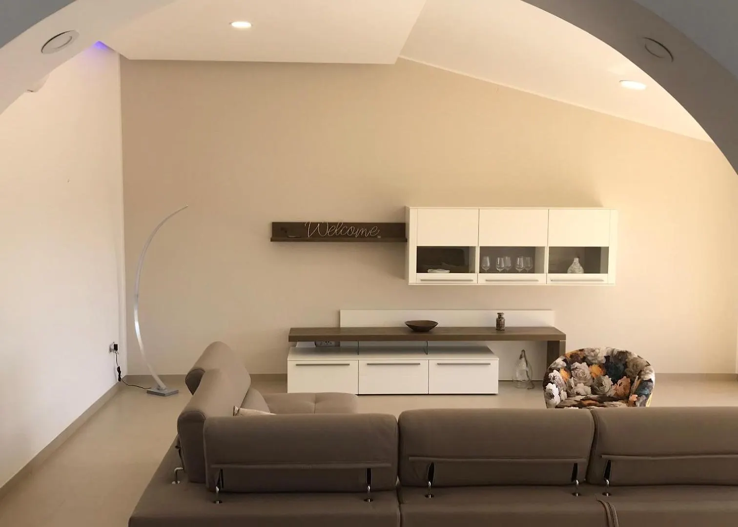 Villa Mattuzzi In Central Istria With Large Garden, Kids Playground And Whirlpool Loborika 0*,