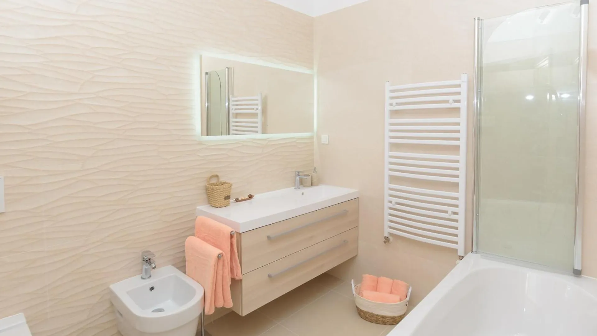Villa Mattuzzi In Central Istria With Large Garden, Kids Playground And Whirlpool Loborika 克罗地亚