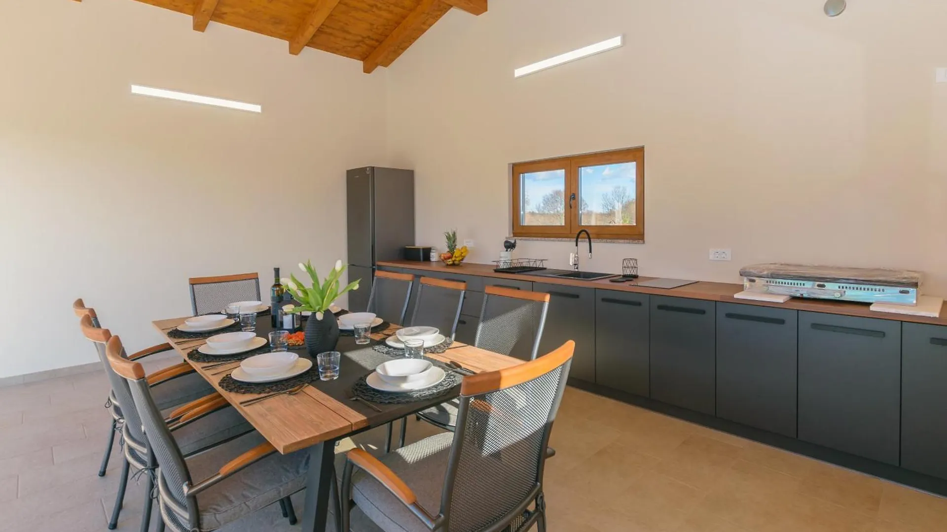 Villa Mattuzzi In Central Istria With Large Garden, Kids Playground And Whirlpool Loborika 克罗地亚